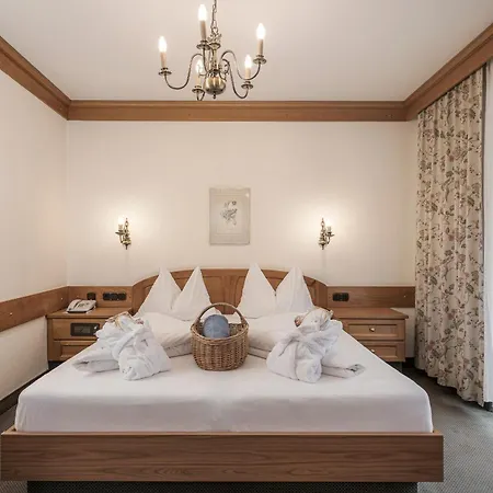 アルピナ テルメンホテルズ ガシュタイン 4*