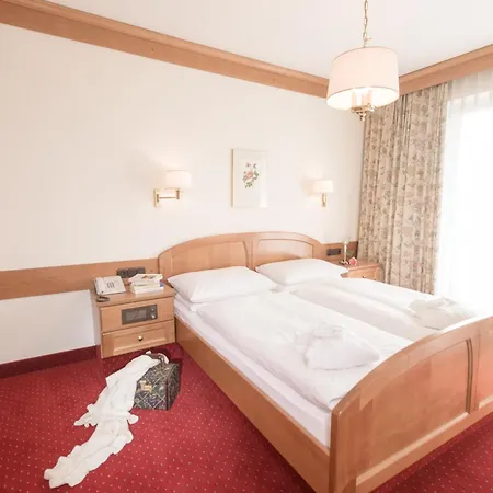 ホテル アルピナ テルメンホテルズ ガシュタイン 4*